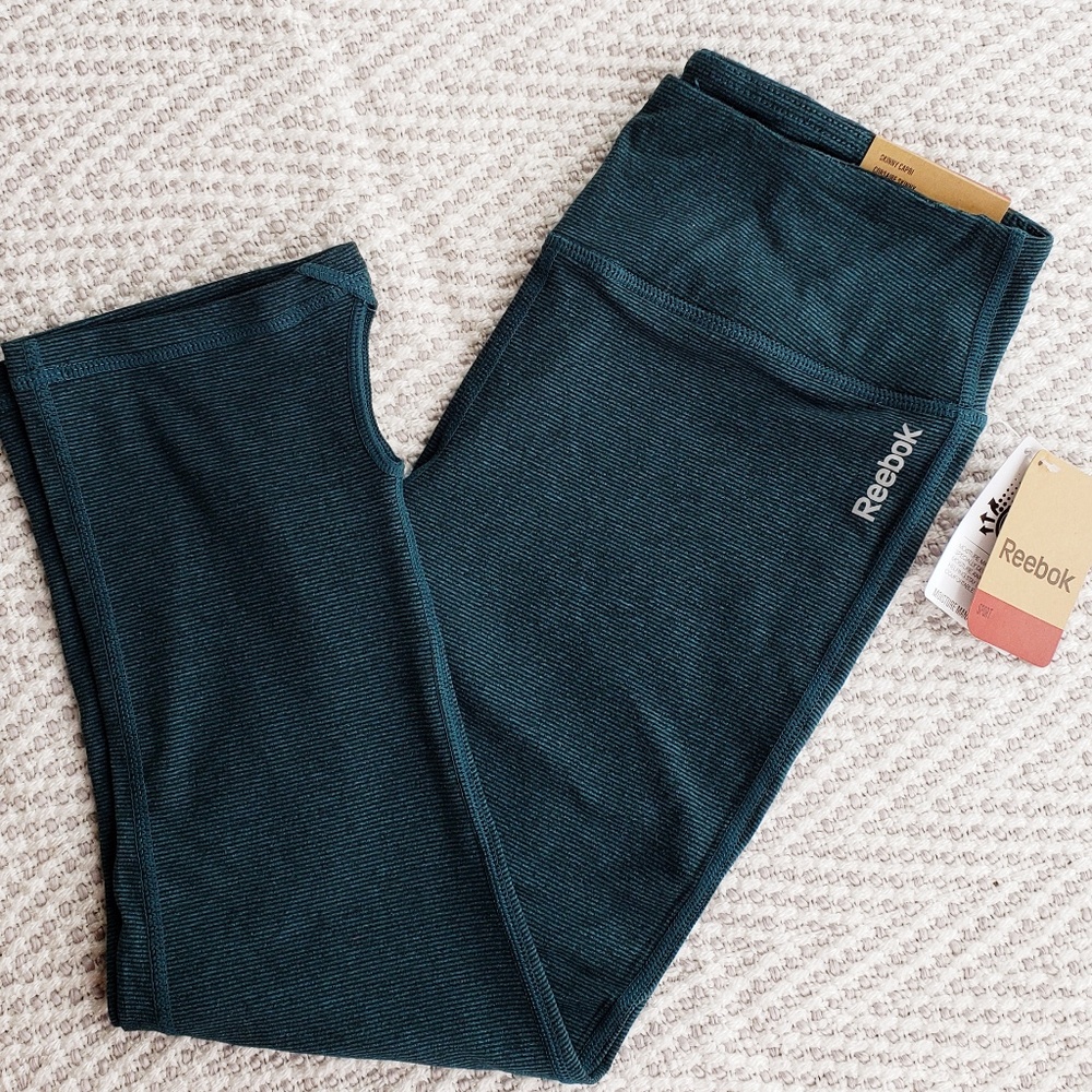 NWT🎁Reebok Active Capri Leggings - Picture 5 of 5